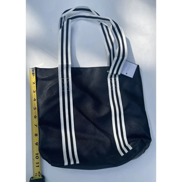 Tote Bag from Macy's - Black Faux Leather New With Tag - Picture 3 of 8